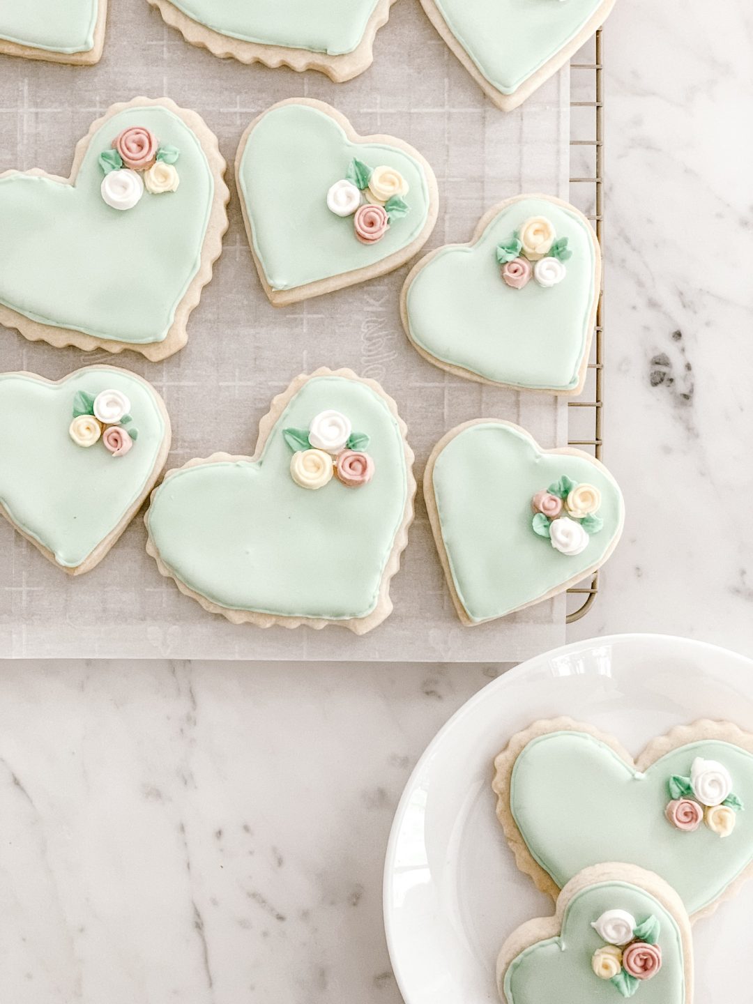 How to Decorate with Royal Icing - Jaclyn James Company