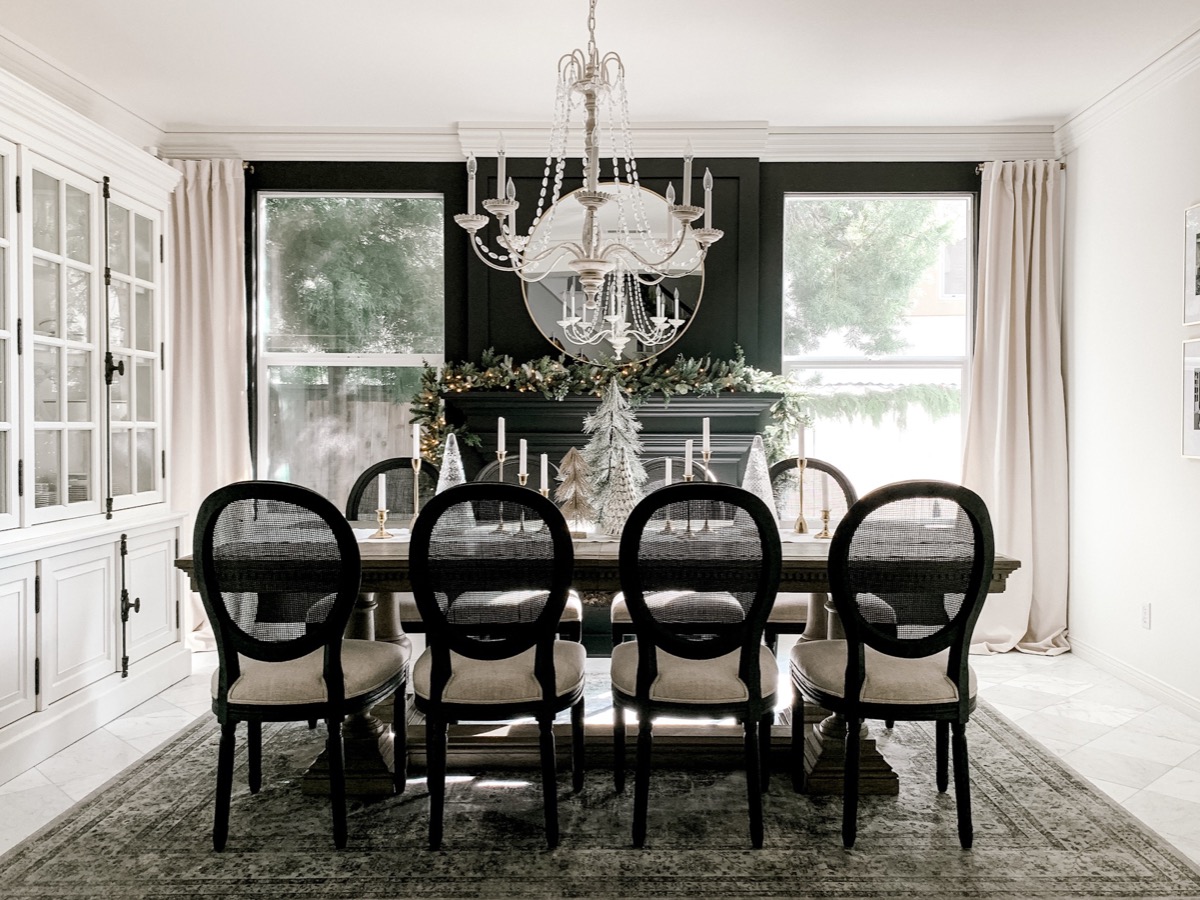 antique and modern dining room